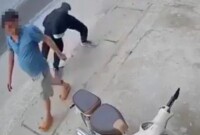 lan truyền mới nhất video người đàn ông bị chém lìa chân